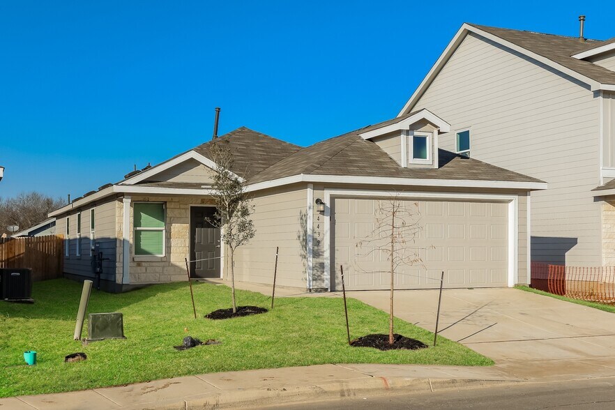 Building Photo - 4446 Emma Way