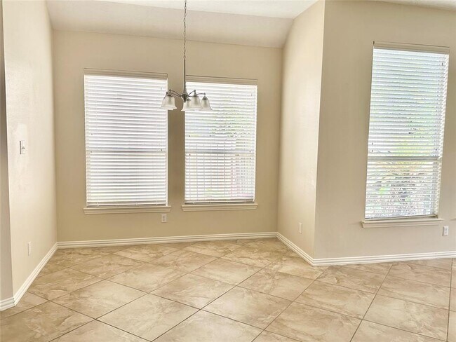 Building Photo - 7418 Parkcross Pl