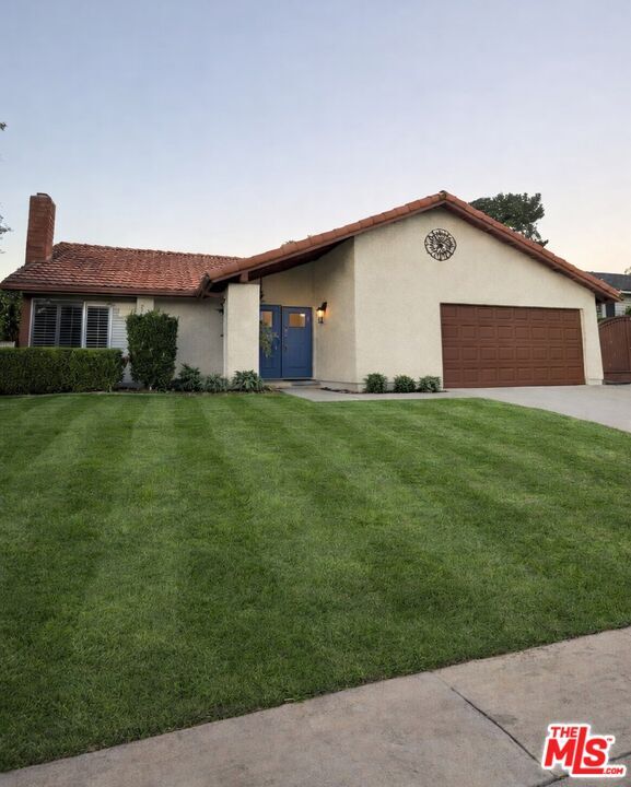 Building Photo - 233 Longfellow St