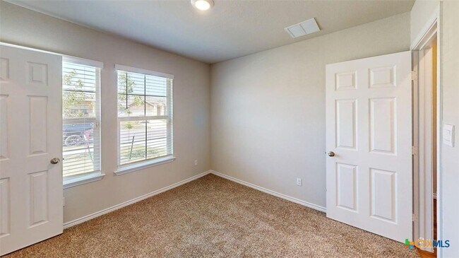 Building Photo - 1928 Rosson St