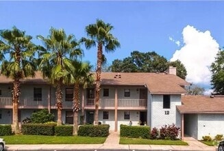Building Photo - 2 Bedroom 1.5 Bath Urban Retreat Near the ...