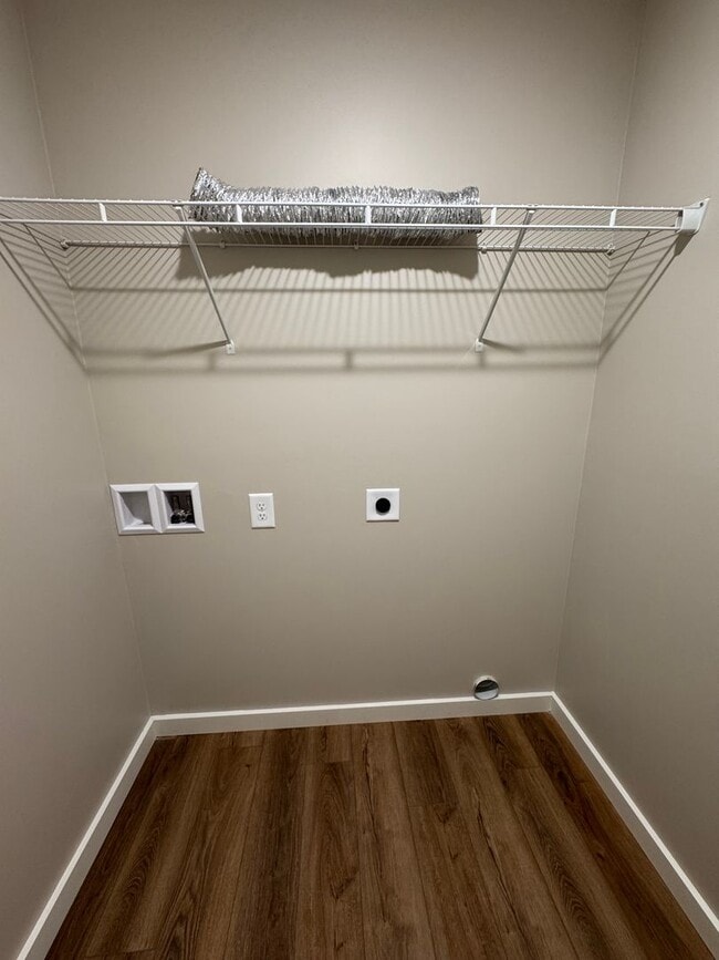 Building Photo - Brand New 3/2 House in Rome- $1,595