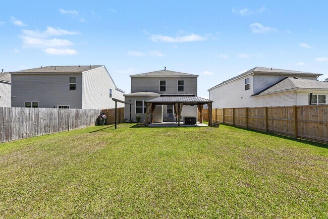 Building Photo - 111 Blossom Wood Ln