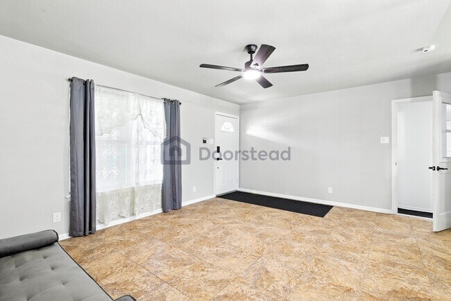 Building Photo - 7023 Westville Dr