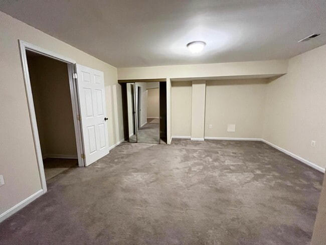 Building Photo - 75 Marblehead Rd