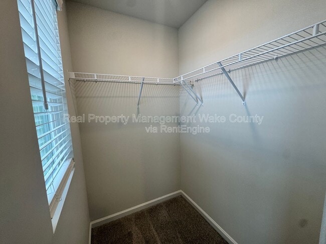 Building Photo - 2727 Chert Ln