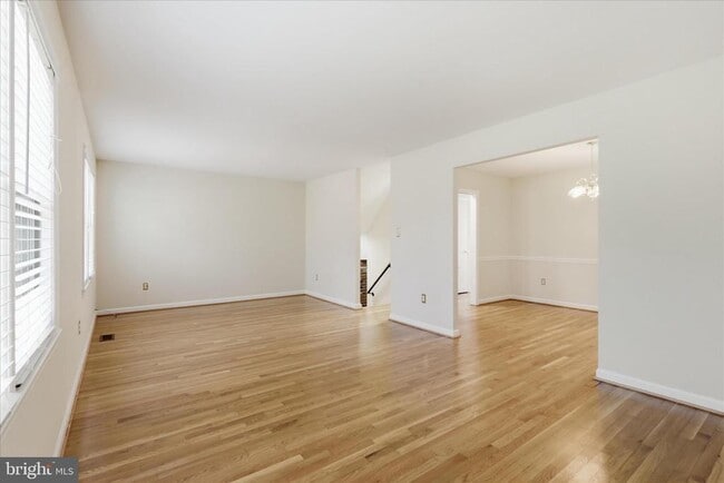 Building Photo - 4635 Linmar Ct