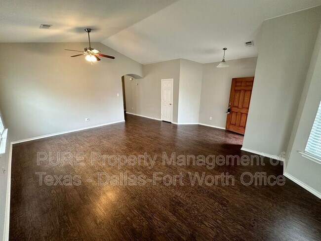Building Photo - 5033 Caraway Dr
