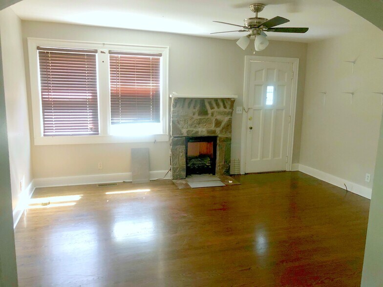 Fully Renovated - All Hardwood - 2200 Claylick Road
