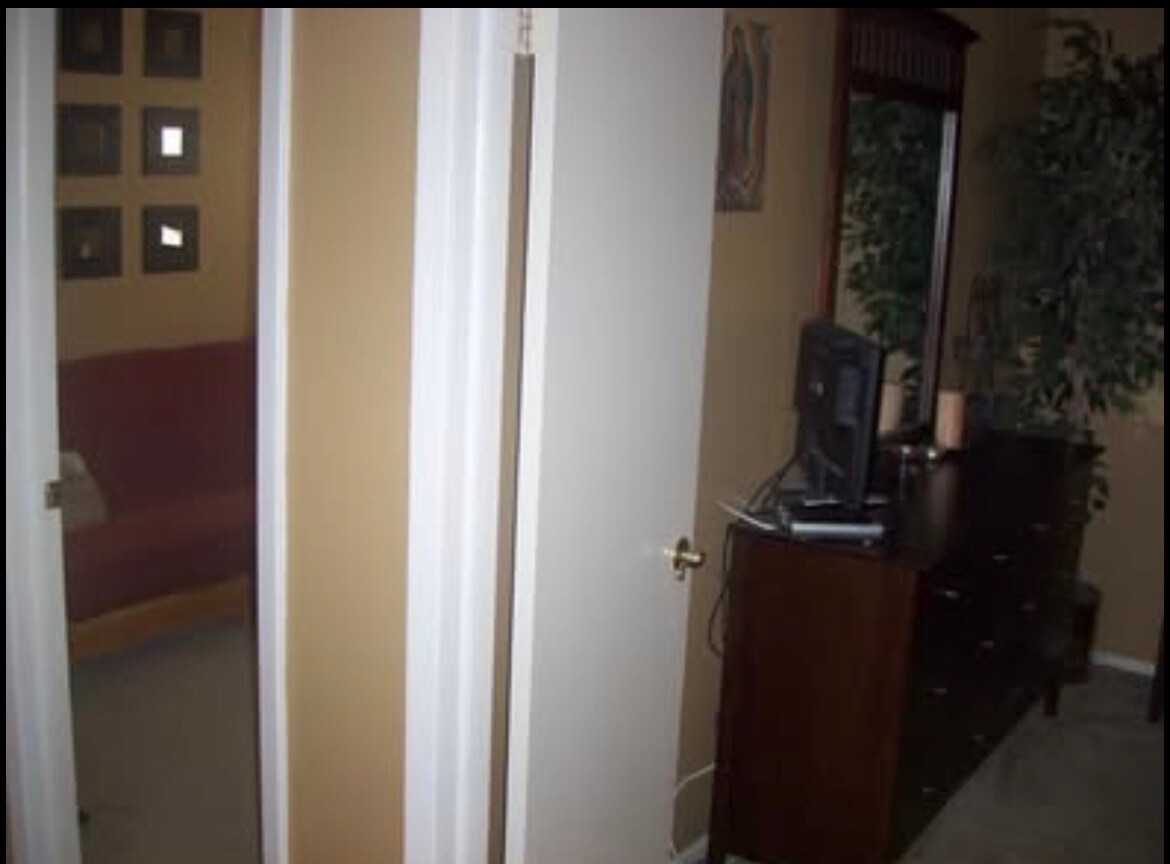 Building Photo - 1950 Hancock Dr