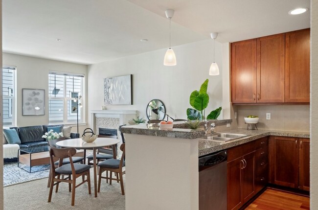 Building Photo - 16141 Cleveland St