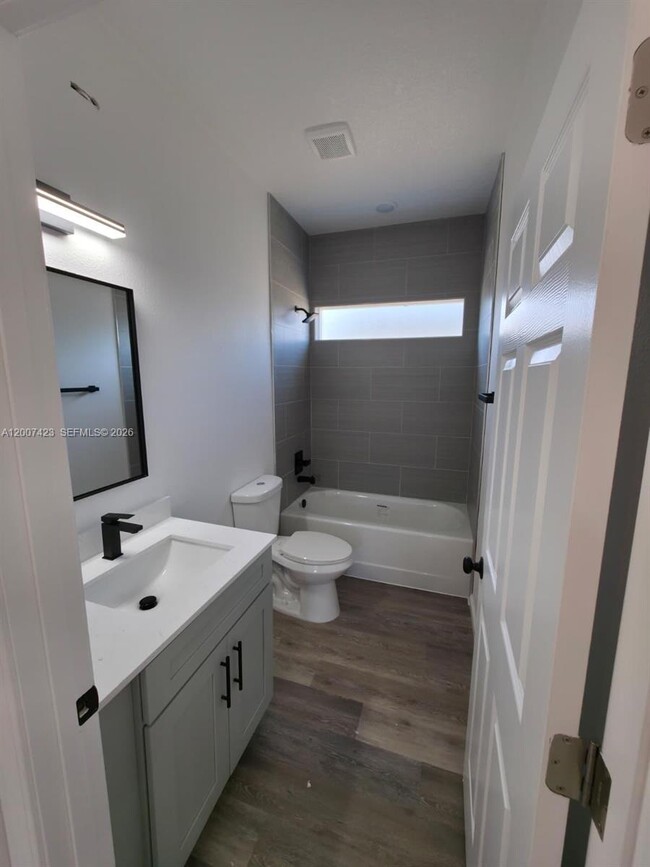 Building Photo - 14659 SW 22nd Pl