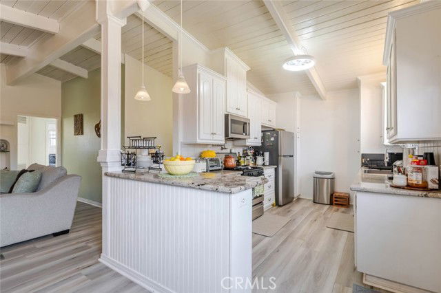 Building Photo - 1432 West Ave