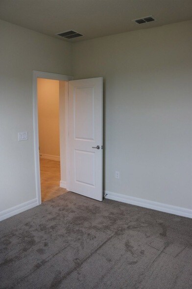 Building Photo - 667 La Mancha Dr