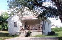 Building Photo - 310 W Austin St