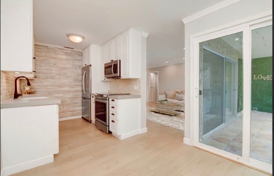 Building Photo - 6314 Friars Rd