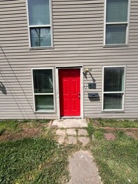 Building Photo - 415 S 23rd St