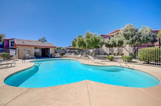 Building Photo - Fully Furnished 3BD/2BA in SW Vegas | Gate...
