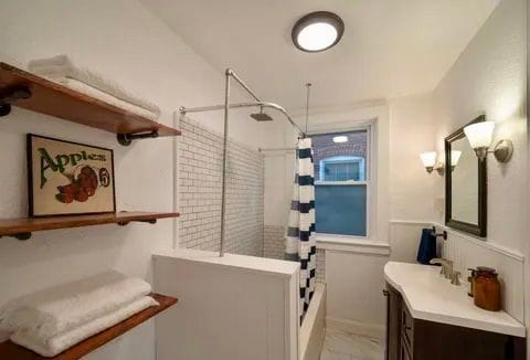 Building Photo - 34 E Liberty St