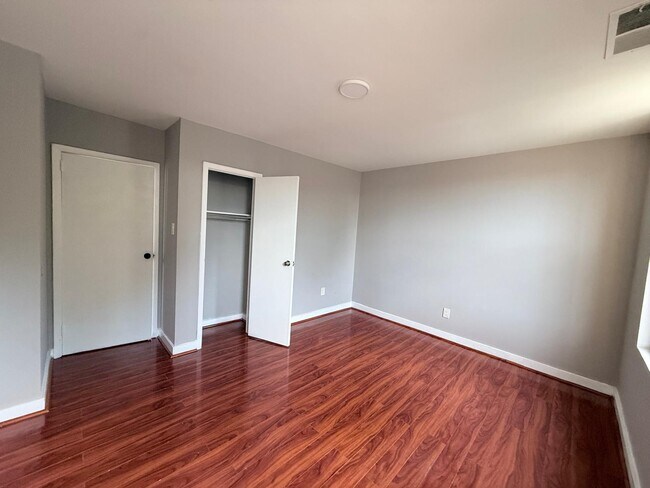 Building Photo - 4200 Powelton Ave