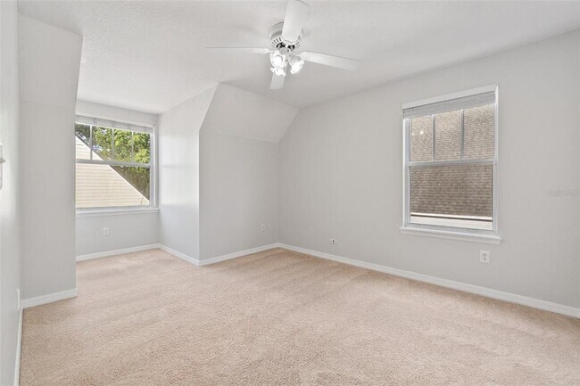 Building Photo - 2413 Musselwhite Ave