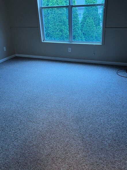 3rd bedroom/ family room - 6505 Saint Andrews Dr