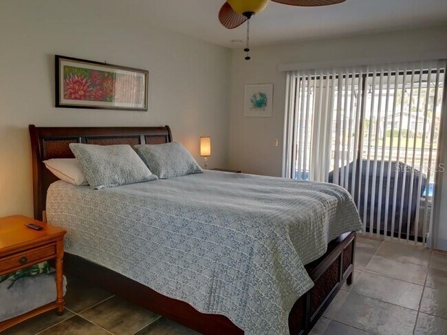 Building Photo - 572 Belvedere Ct