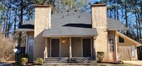 Building Photo - 8526 Pineland Dr