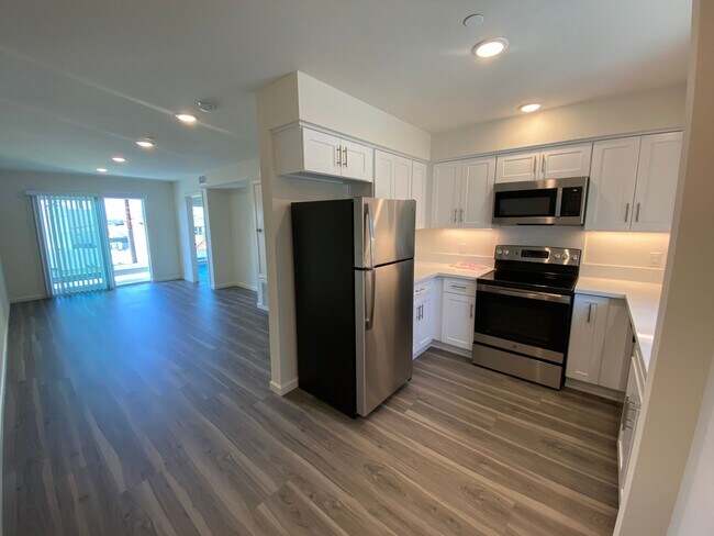 Floorplan - 1704 Hornblend St