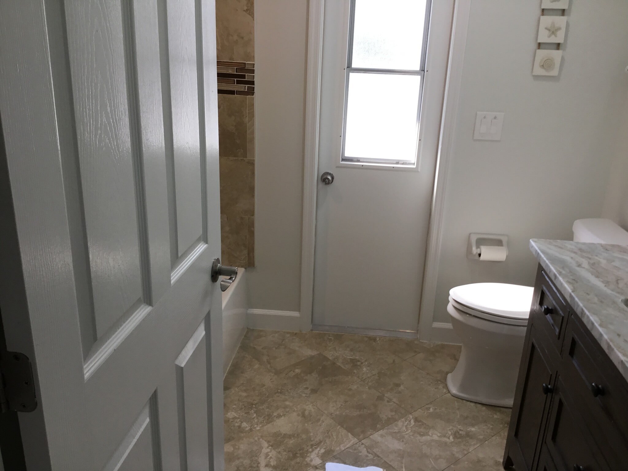 Guest bathroom with access to Pool - 5714 29th Ct E