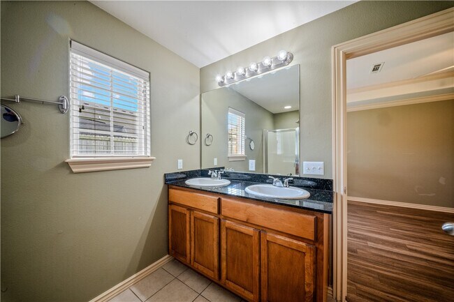 Building Photo - 288 Copper Oaks Dr