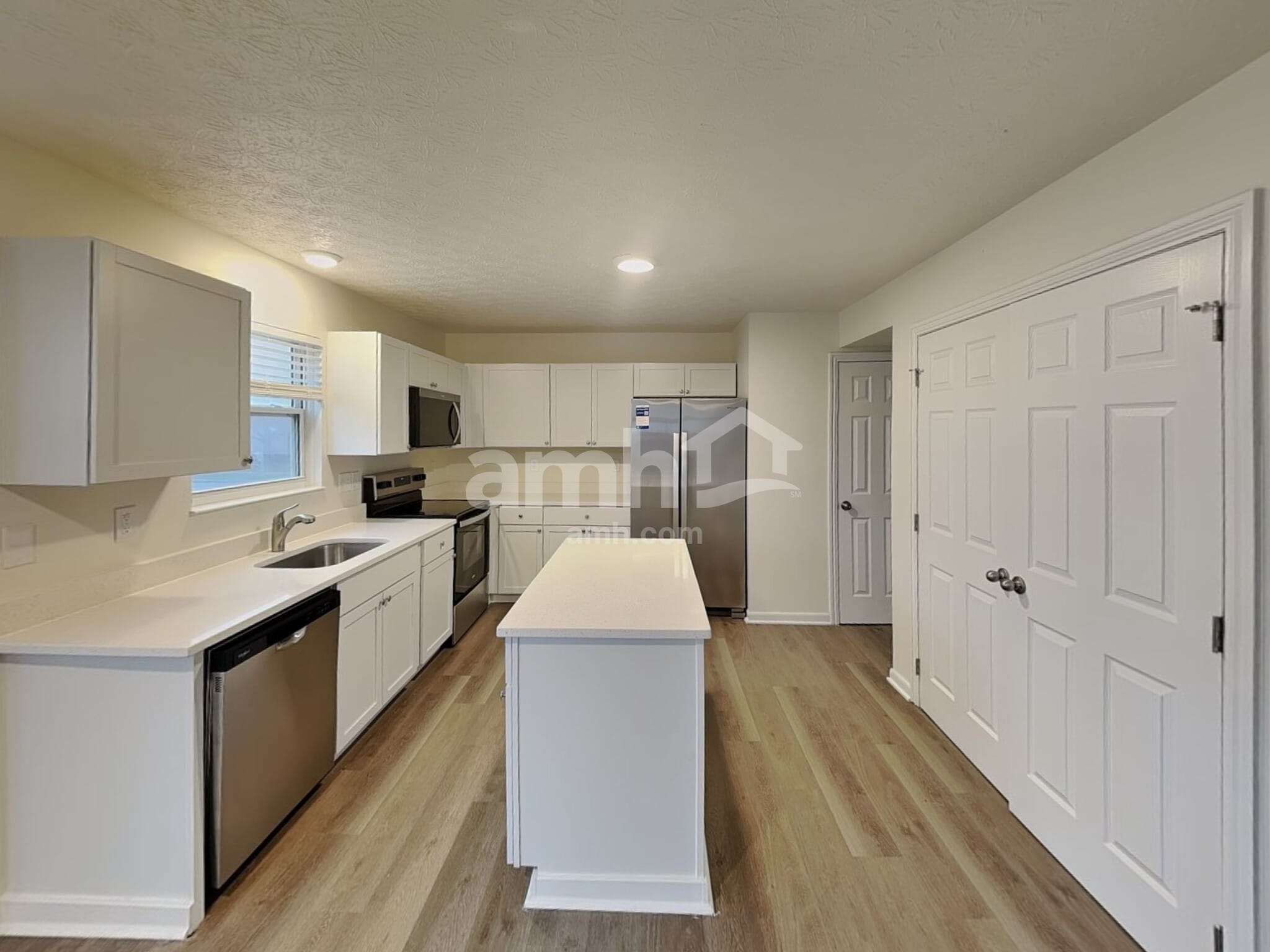 Building Photo - 8331 Priestley Dr