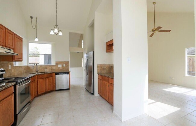 Building Photo - 10707 Williston Dr