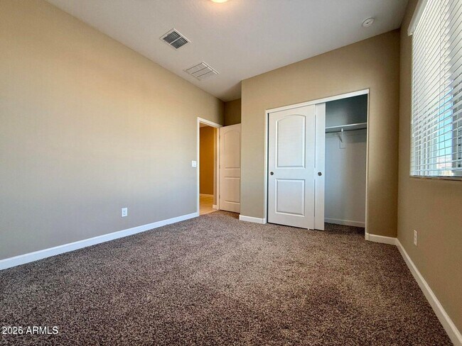 Building Photo - 40865 W Hensley Way