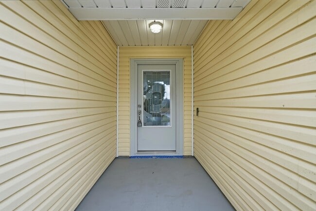 Building Photo - 1434 Santa Anita Dr