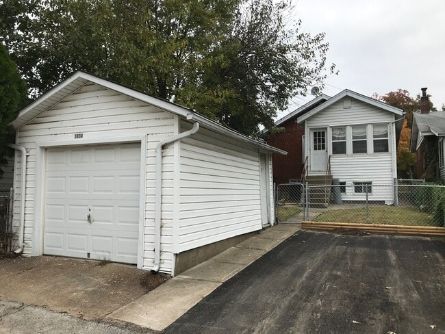 Building Photo - Newly renovated home in South Hampton! Wit...