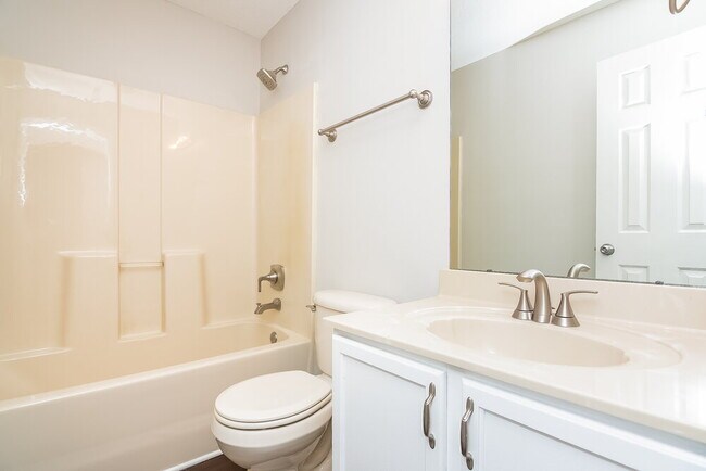 Building Photo - 5636 Sycamore Woods Dr