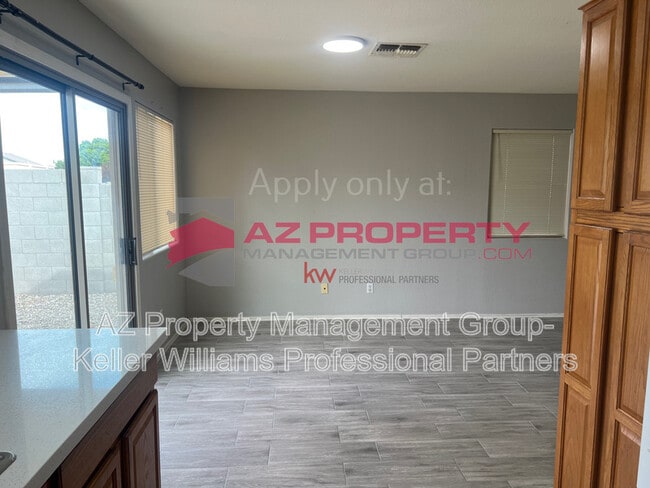 Building Photo - 17514 W Watson Ln