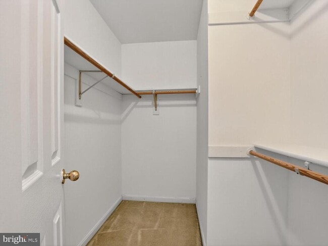 Building Photo - 3844 Koval Ln