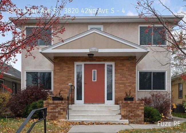 Primary Photo - 3820 42nd Ave S