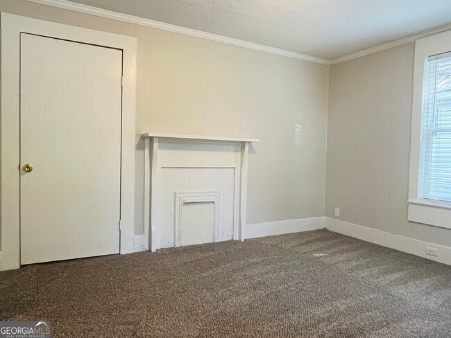 Building Photo - 513 Harwell Ave