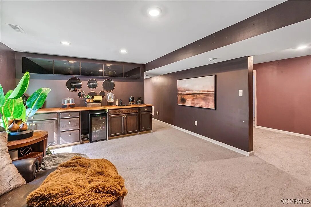 Building Photo - 7980 Uplands Dr