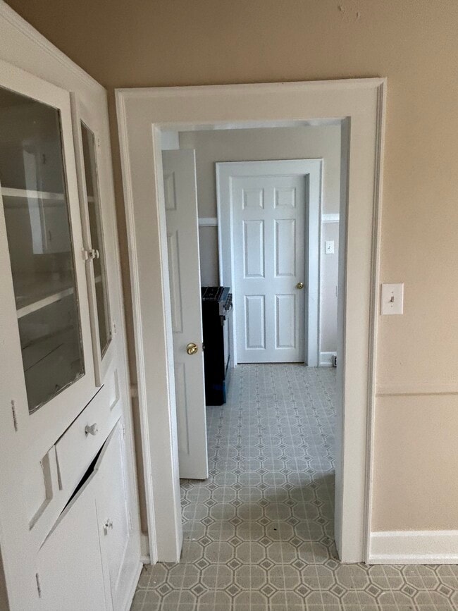 Building Photo - 1110 Orlando Pl