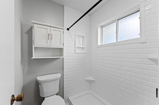 Building Photo - 11227 Verlaine Dr