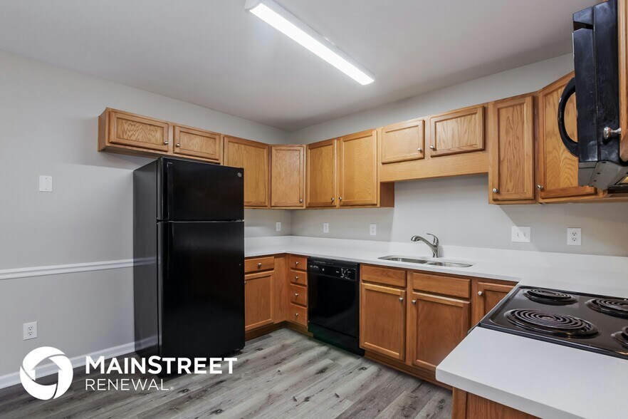 Building Photo - 4817 Fallfield Dr