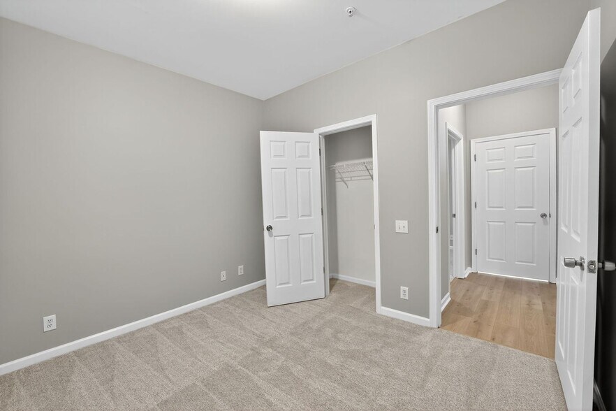 Building Photo - 3208 Margellina Drive