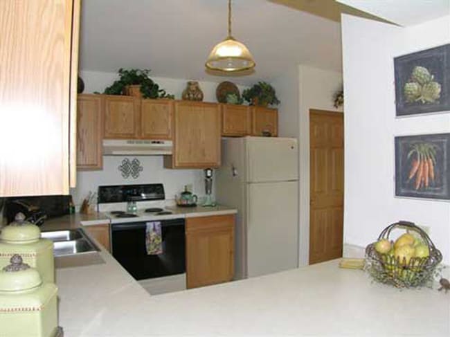 Building Photo - Meadow Blossom Apartments