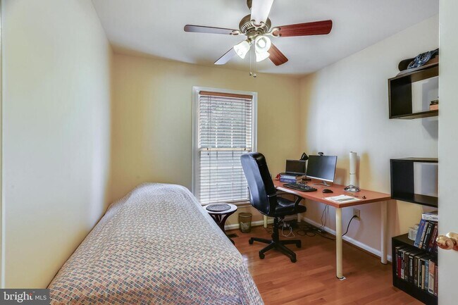 Building Photo - 11633 Pleasant Meadow Dr