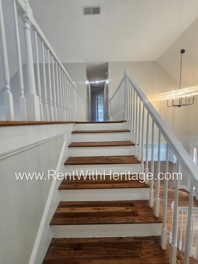 Building Photo - WOW!!!!!...PRETIGIOUS HOME IN CHAPEL CROSS...