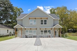 Building Photo - 5 McDade St